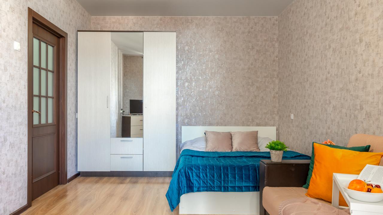 Real photos of Apartments on 35 Liniya 83 street