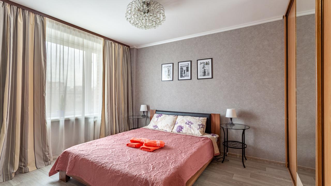 Real photos of Apartment Brusnika on Yeniseiskaya St. 17/2