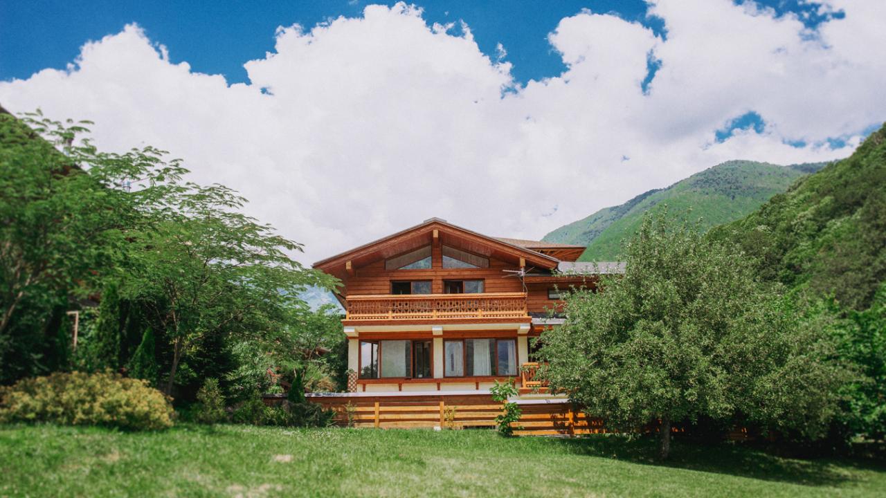 Real photos of Park Chalet Residence