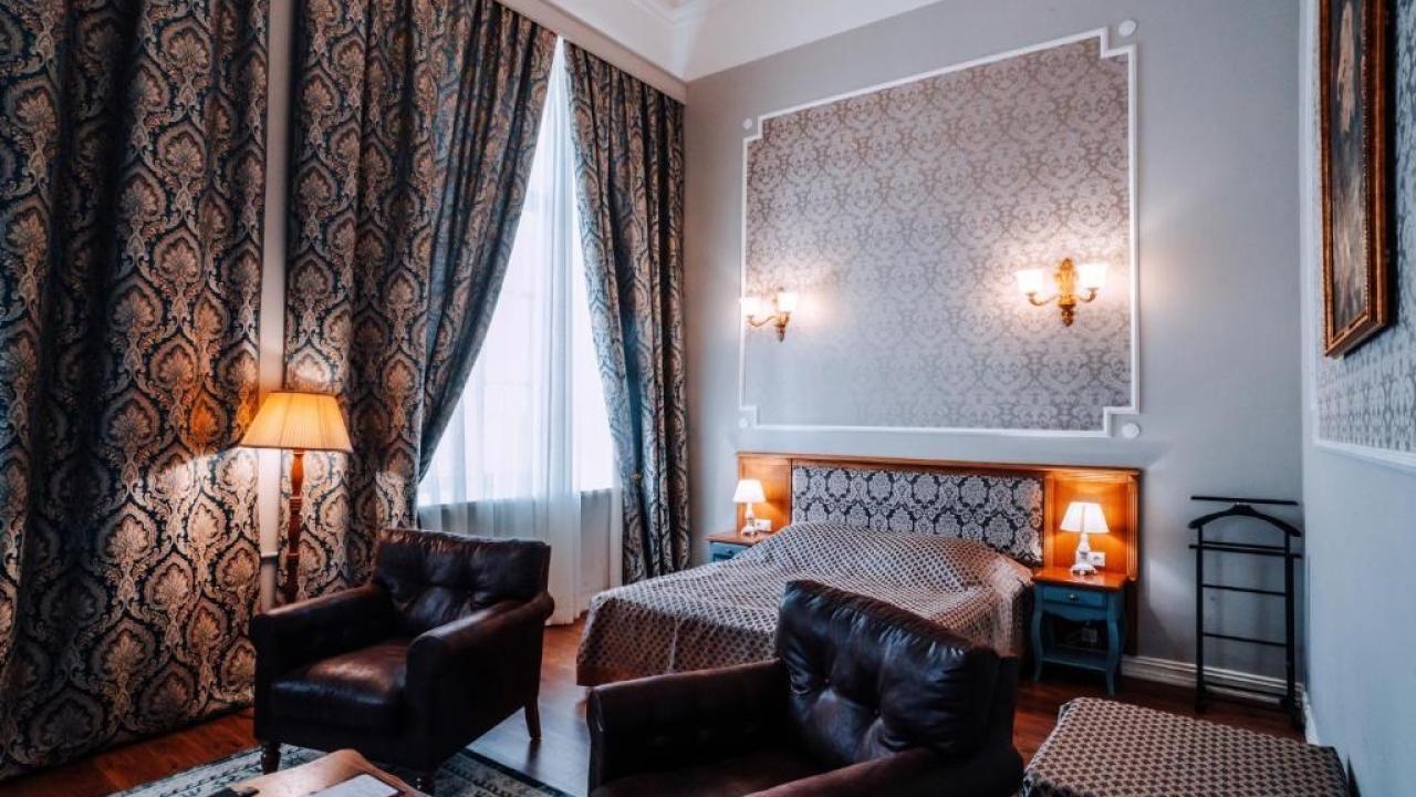 Real photos of Dvoryanskoe sobranie