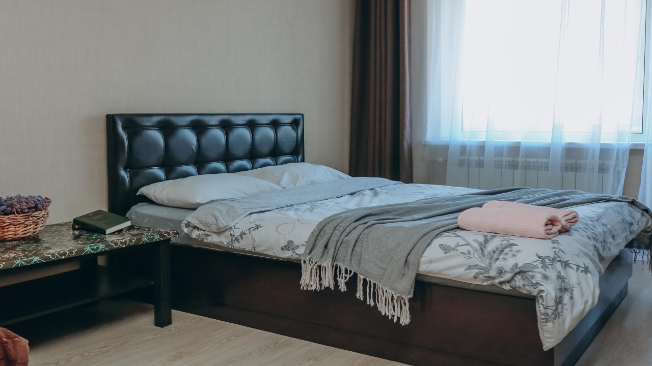 Real photos of The network of hospitable apartments "Alira". Apartment on Ostrovsky Street