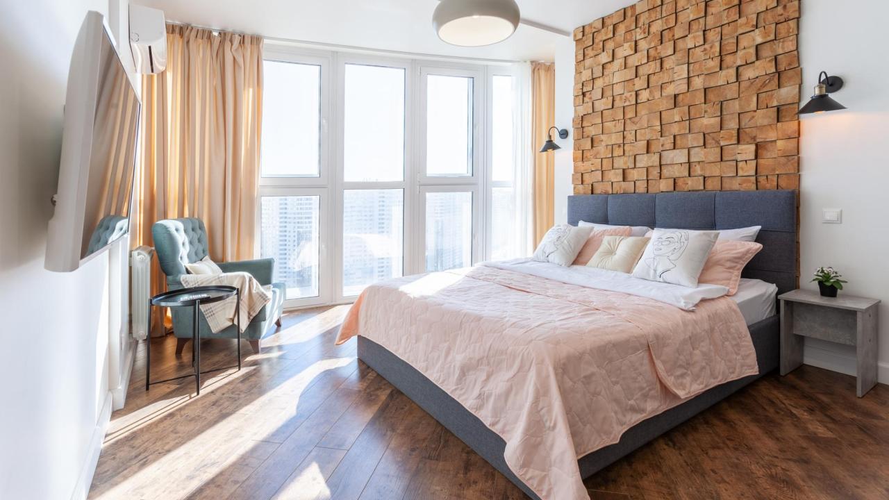 Real photos of RentPlaza on Novo Sadovaya street 201B