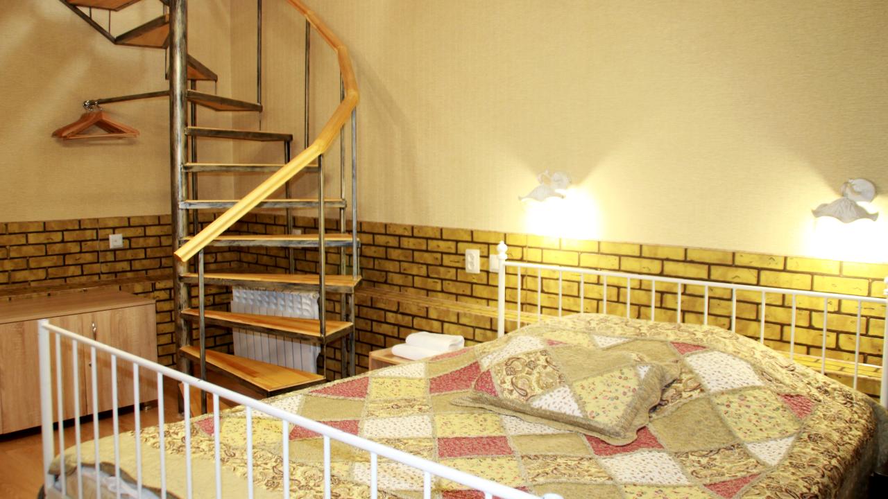 Реальные фото Апартаменты на улице Ермолова 4