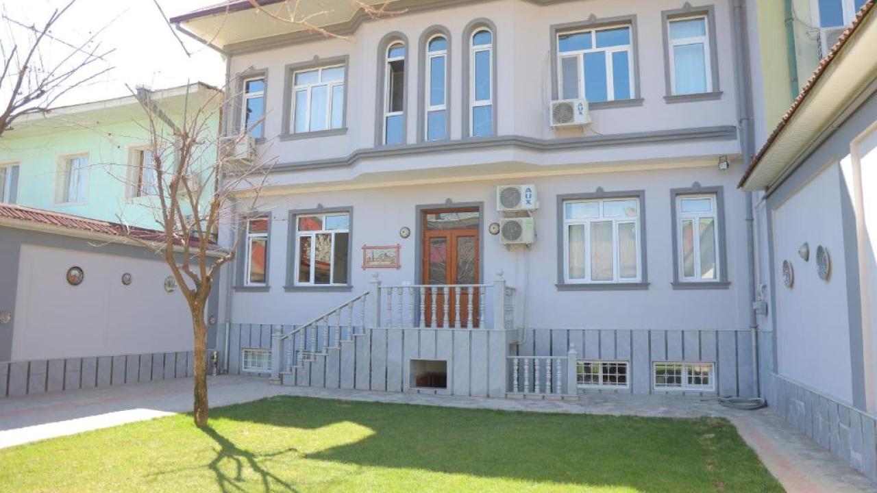 Real photos of The Art Hotel (Зе Арт)