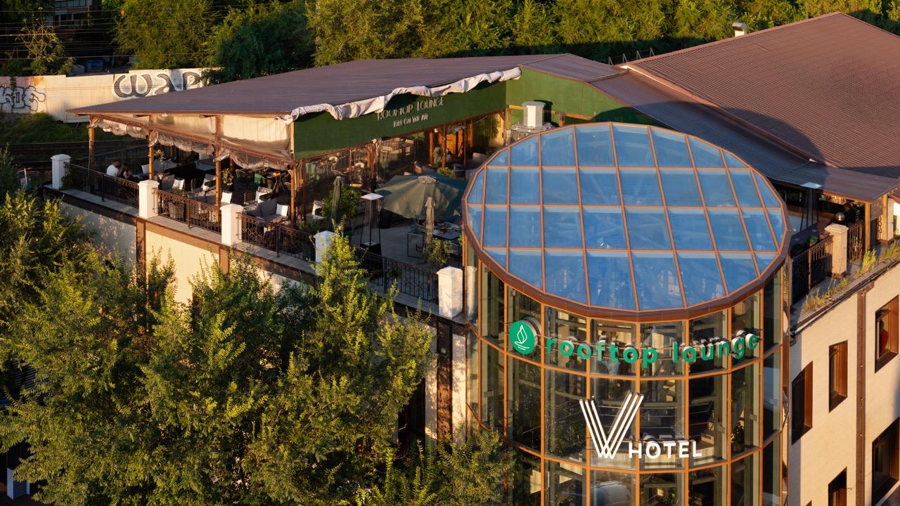 Real photos of V hotel & Rooftop lounge