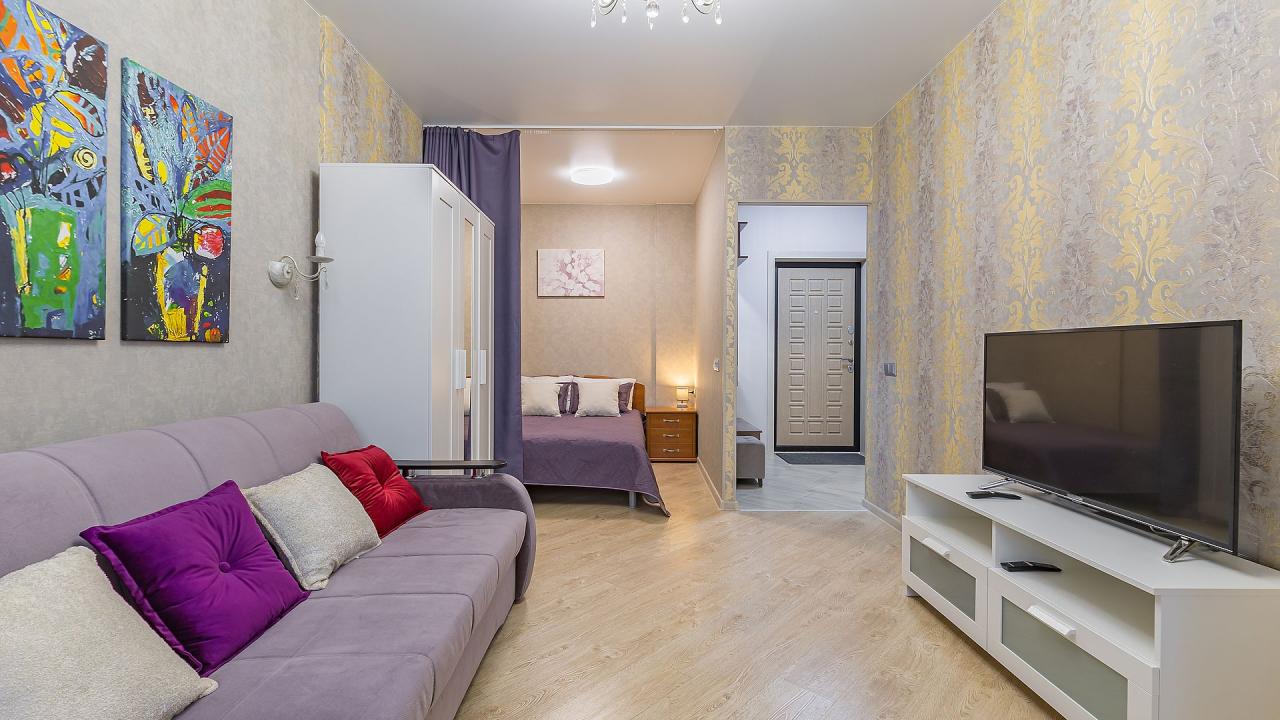 Real photos of Apartments on the street of July Days 1 building 1