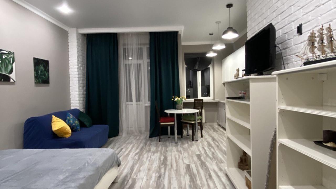 Real photos of Apartments on 102B Evdokimova Street