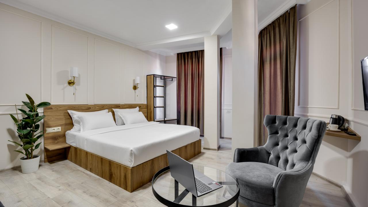 Real photos of Hotel Regraph