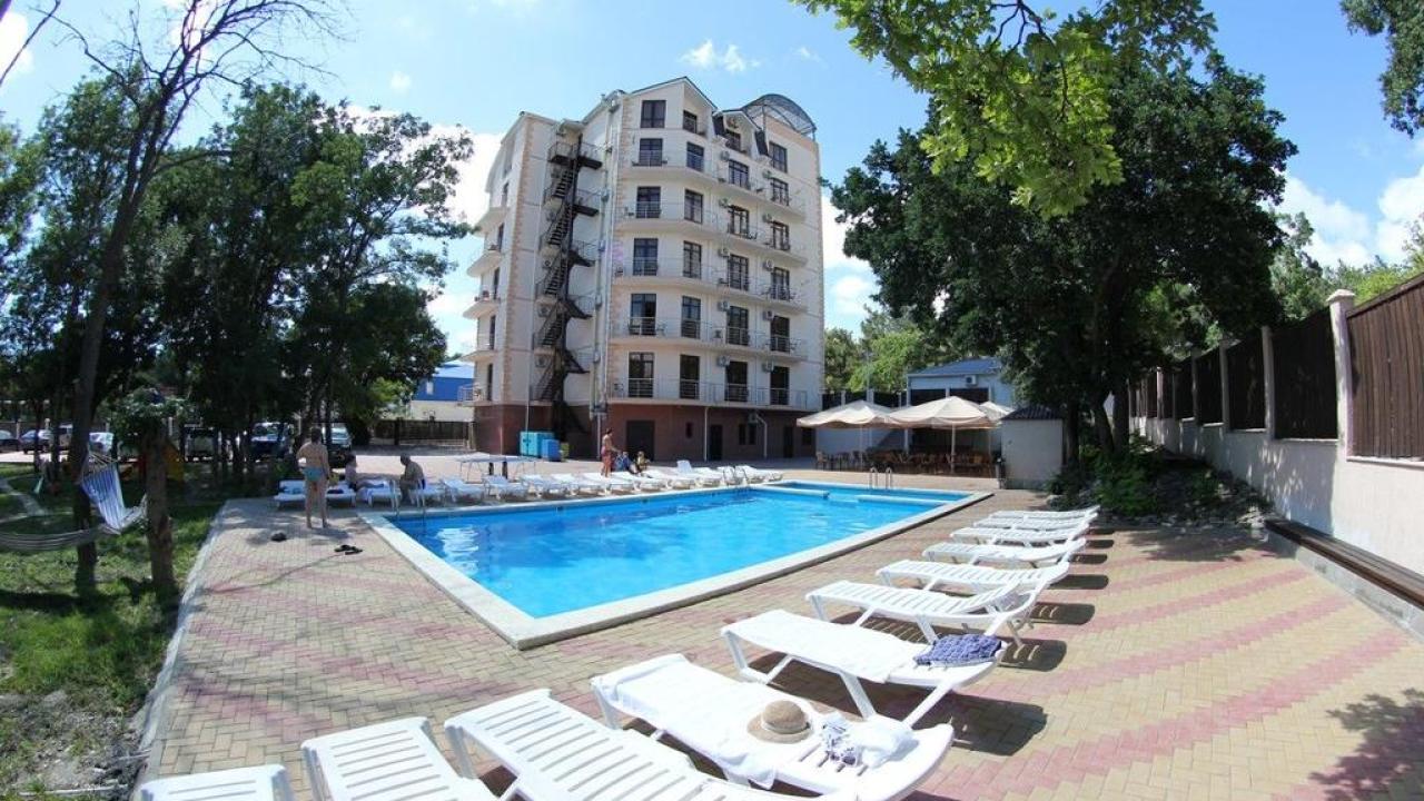 Реальные фото Plaza (Плаза)
