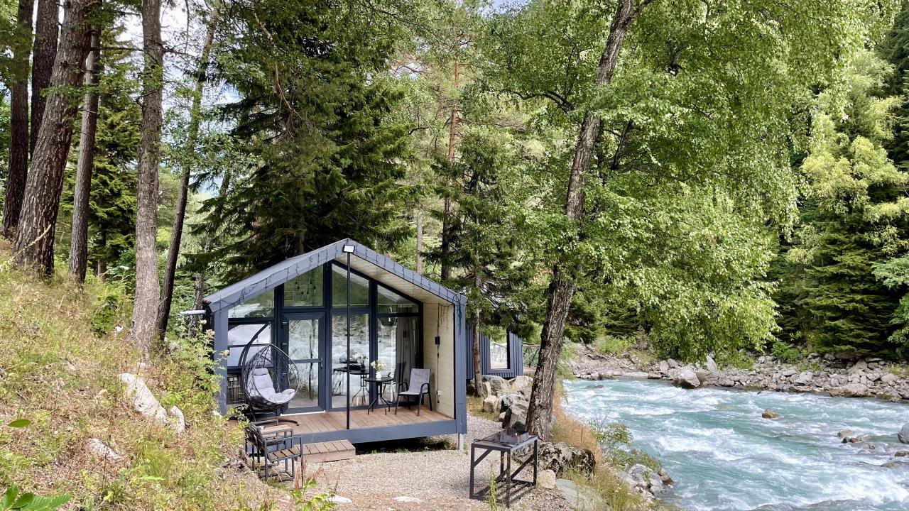 Real photos of White river
