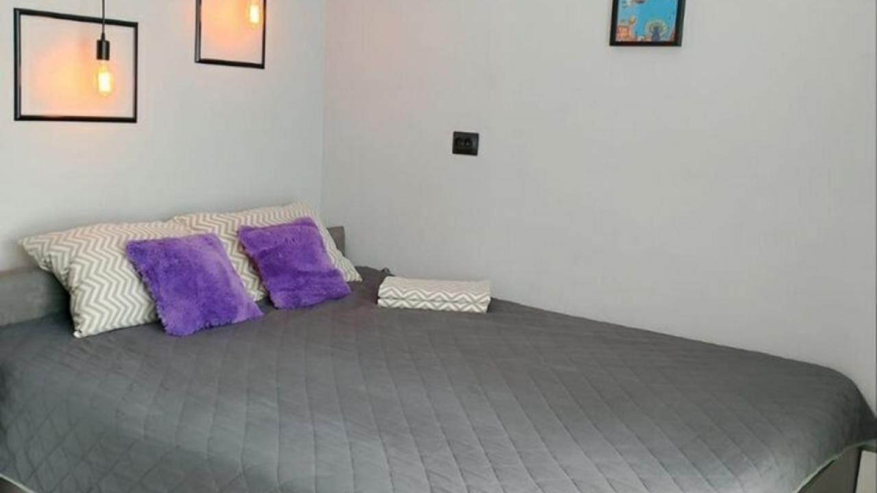 Real photos of Apartments on 123E Blucher Street