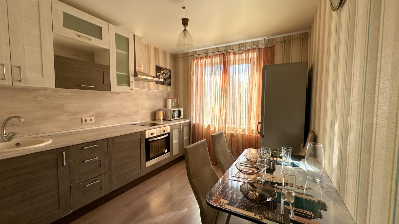 Real photos of EasyRent on 54 Topolinaya Street