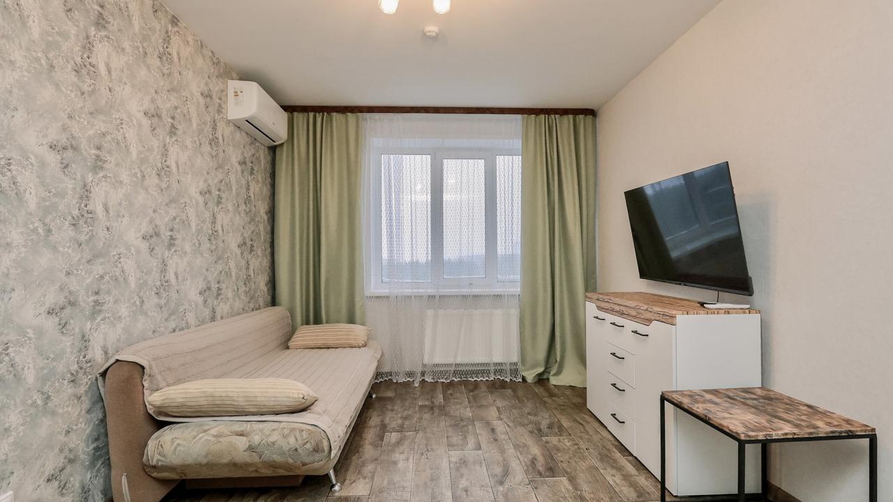 Real photos of Apartments on 40 let Pobedy street 135 - 11th floor