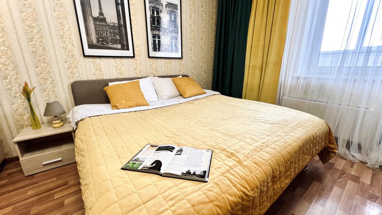 Real photos of VyDoma on 50 let VLKSM 13, bldg. 3