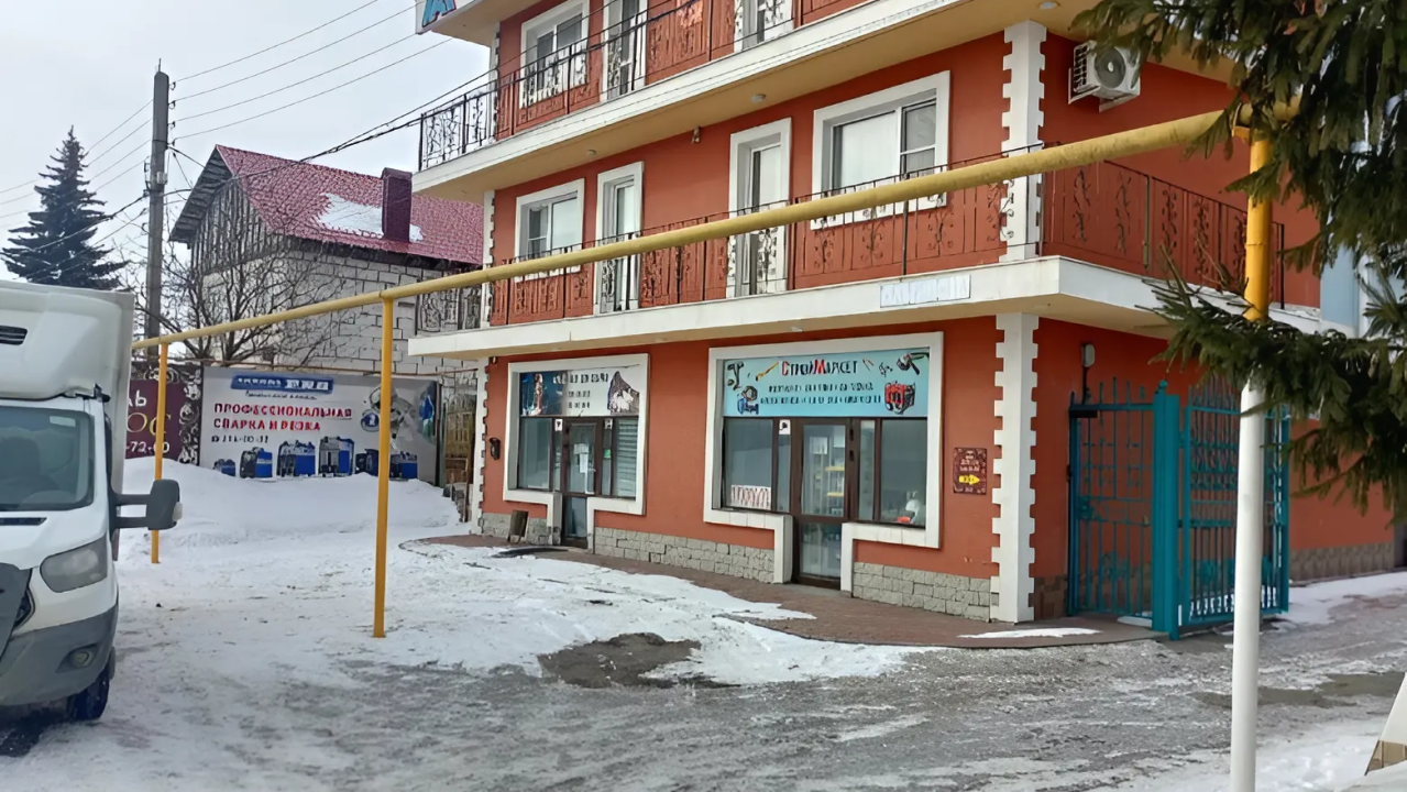 Real photos of Argos (Argos)