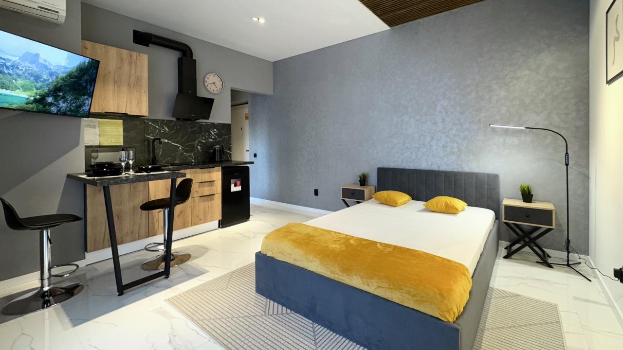 Real photos of Apartments from the company Home Hotel on Pravdy 2