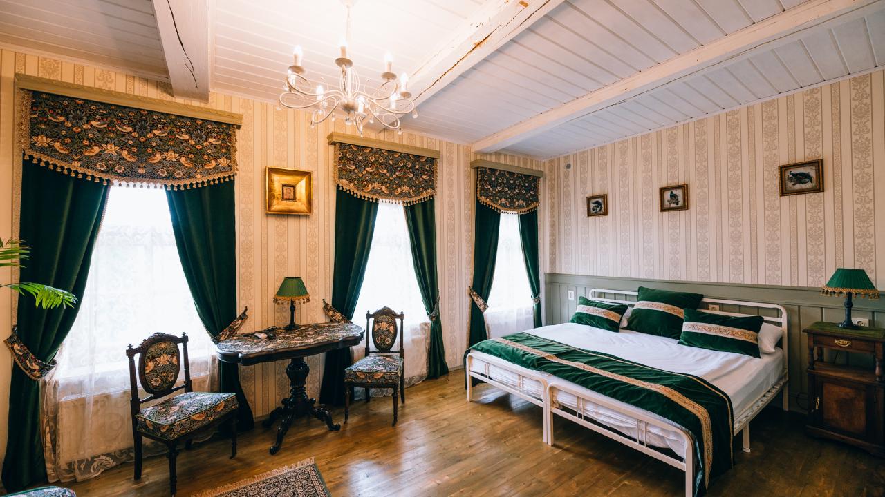 Real photos of Merchant's Estate Ѣ