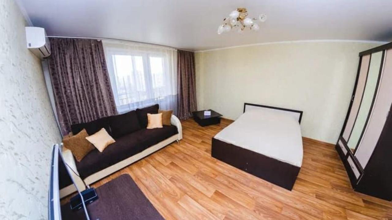 Real photos of Apartments on Victory Boulevard, 50