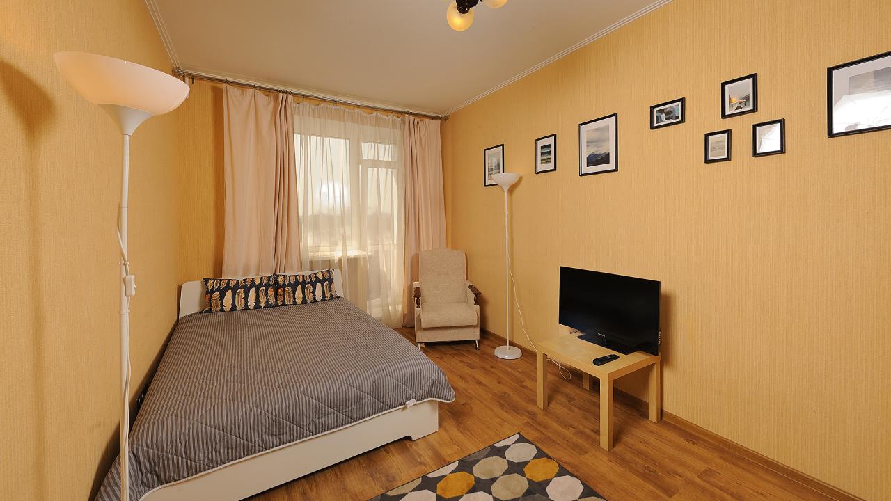 Real photos of Apartments on the street on March 8, 4