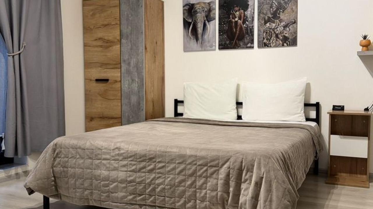 Real photos of Studio apartment on Alexandra Matrosova street 3