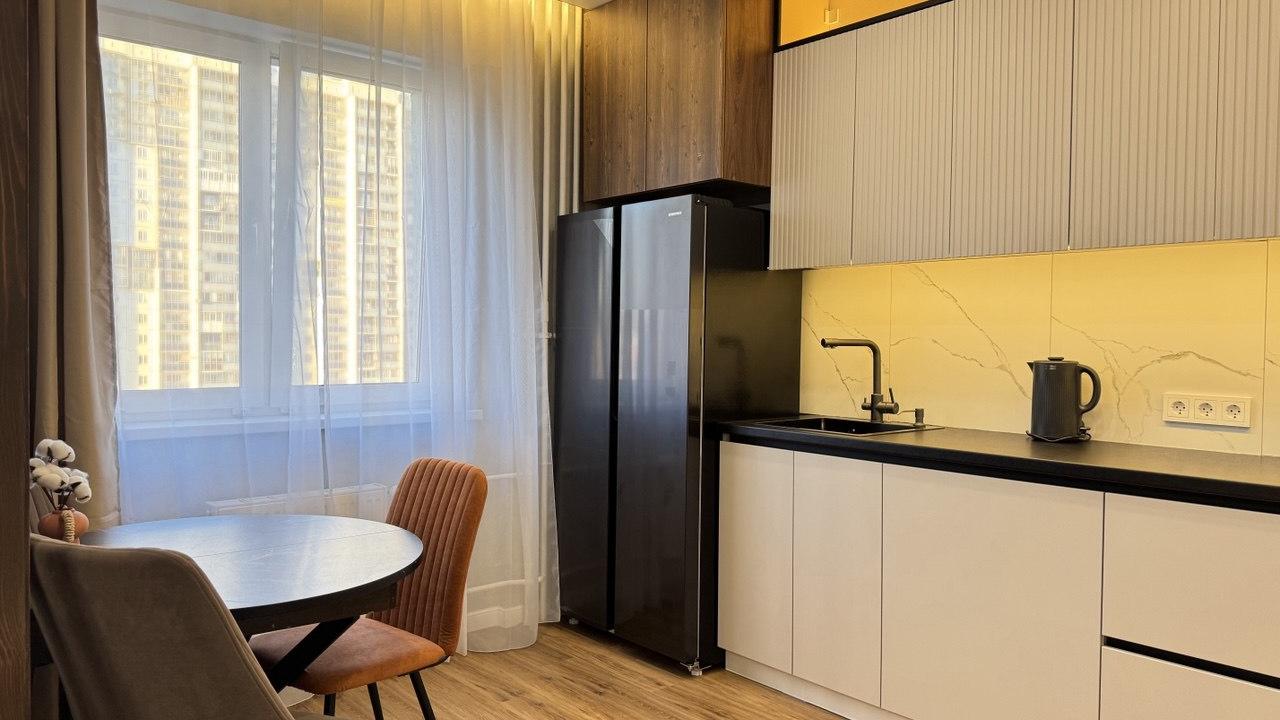 Real photos of Apartments on Universitetskaya embankment 61
