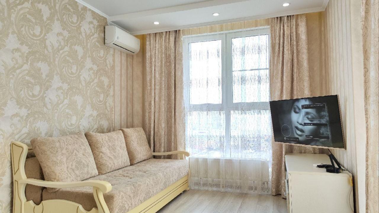 Real photos of Apartments on Krasnaya 176 liter 2