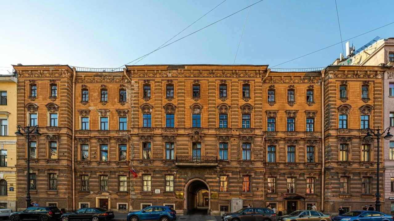 Реальные фото 300 метров от Эрмитажа