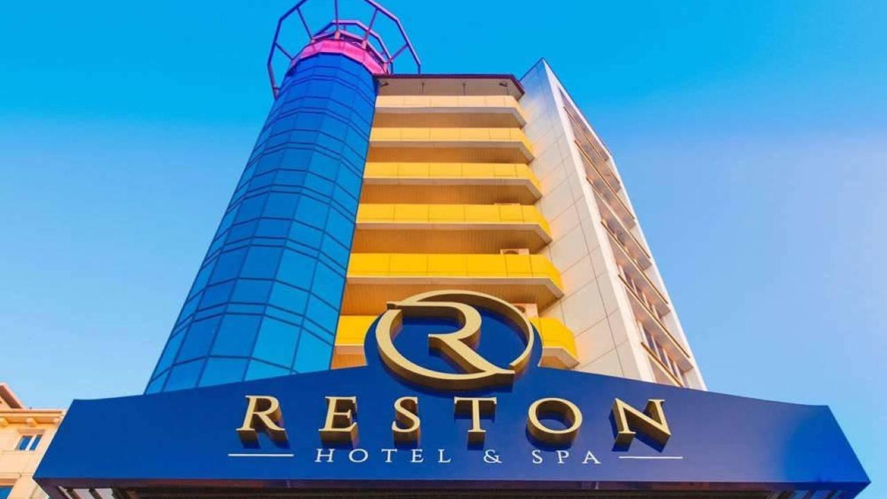 Real photos of Reston