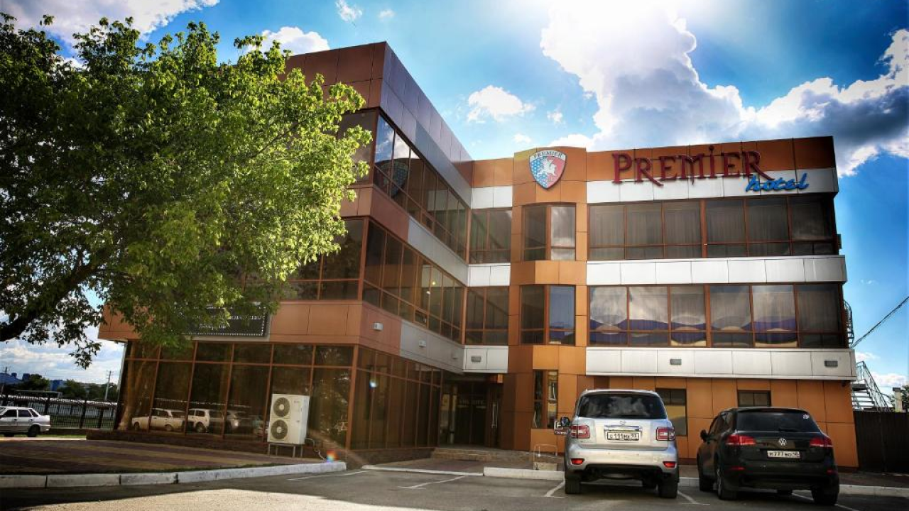 Real photos of Premier