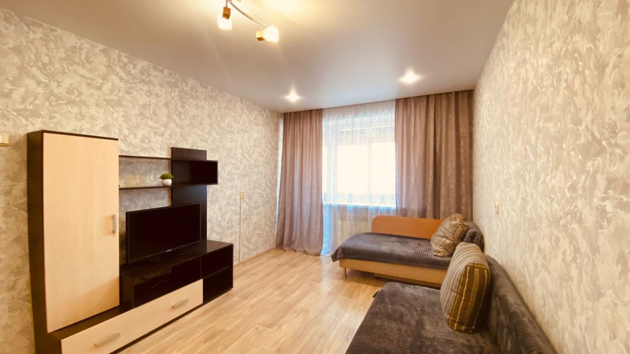 Реальные фото Apartment Level on Karl Marx Street 258A