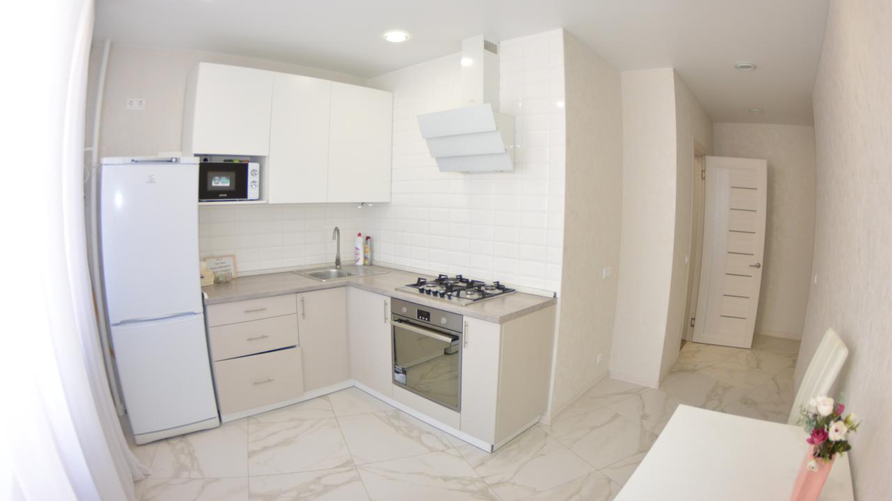 Реальные фото One-bedroom apartment on Mira