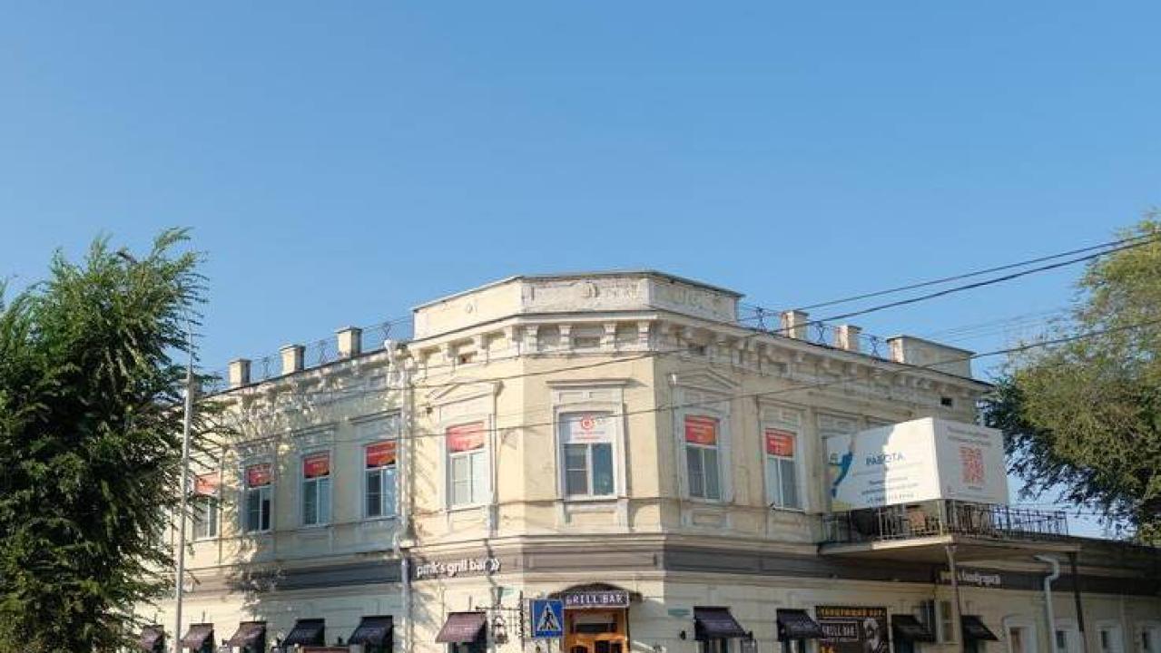 Real photos of Greenwich Petrovskaya