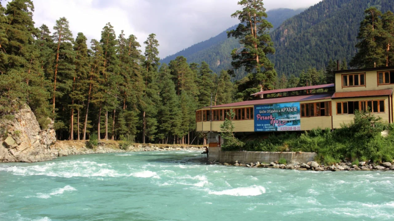 Real photos of River breeze