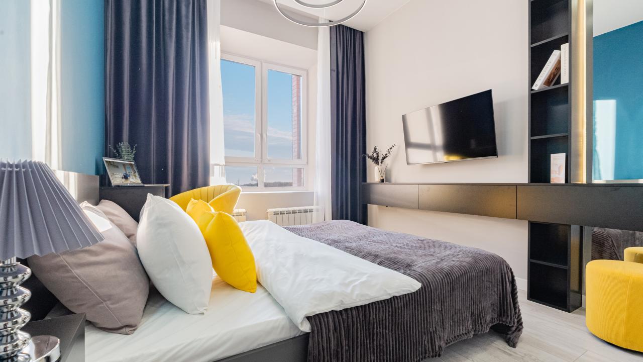 Real photos of Petrovsky Apartments on Vasily Kandinsky Street 1