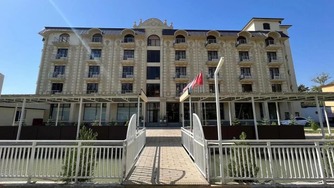 Real photos of Humo Plaza Hotel