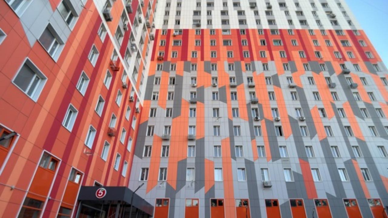 Фулл Хаус на улице Западная 85