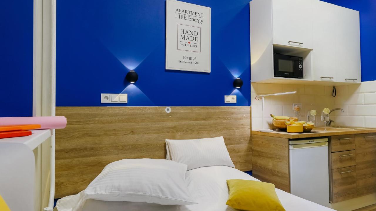 Real photos of Vgosti33 on Studentskaya street 6D