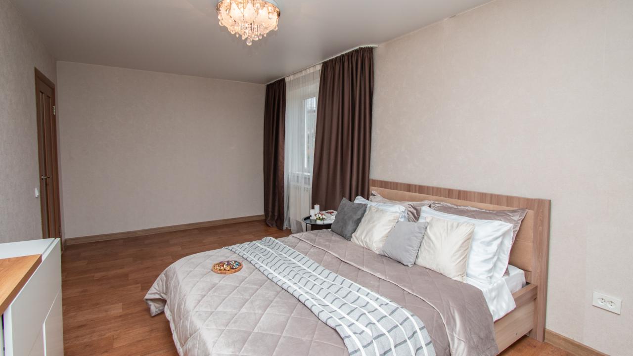 Real photos of Room Hotel on Druzhby Avenue
