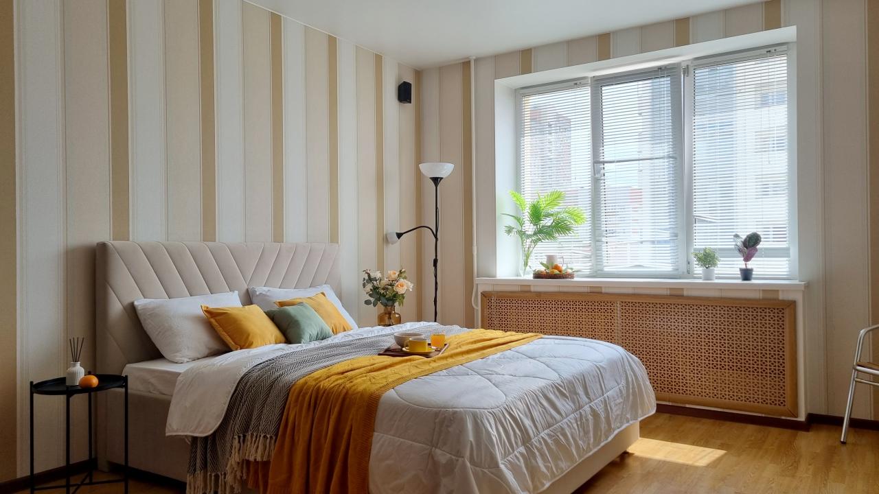 Real photos of V-GOSTI on 310 Leninskaya Street
