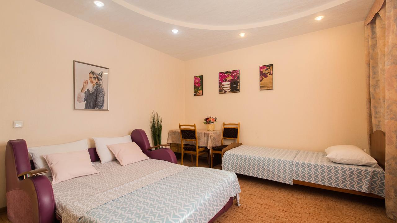 Real photos of HomeHotel on Krasnodontsev Street, 19 building 1
