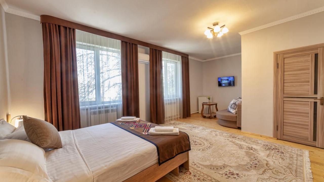 Real photos of TES Hotel
