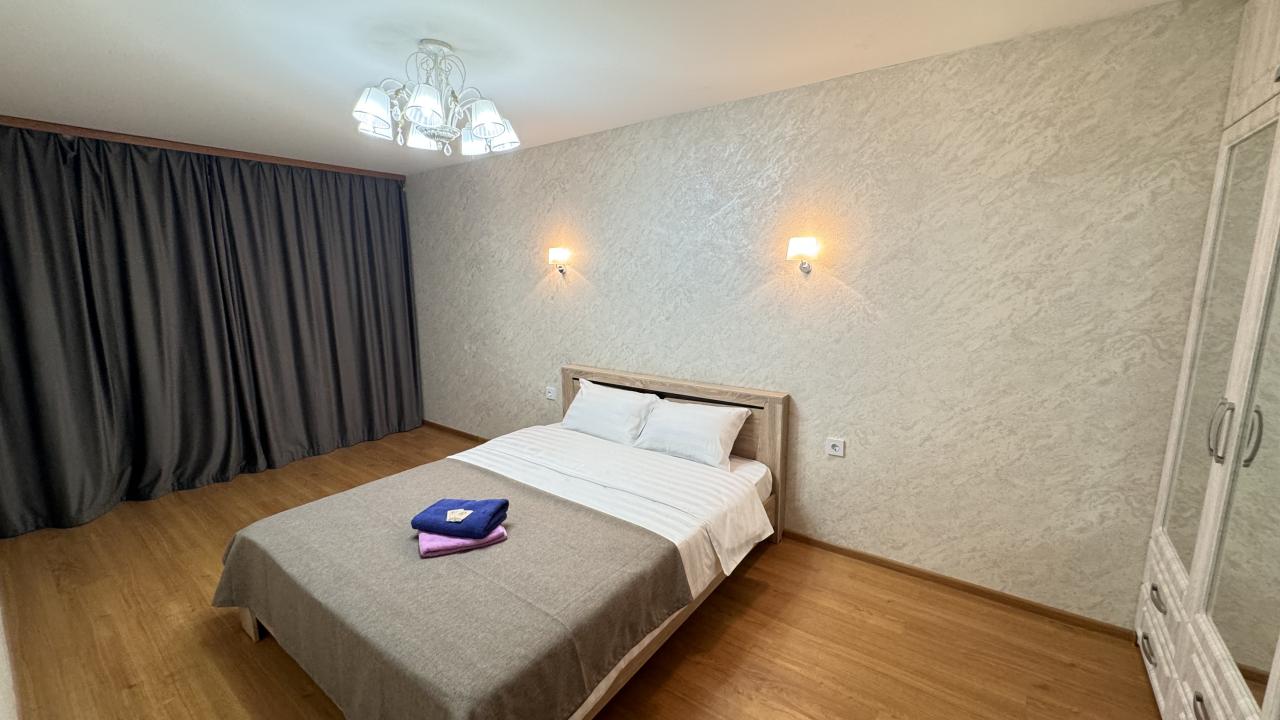 Real photos of Large 2-room apartment on Gladkova 26
