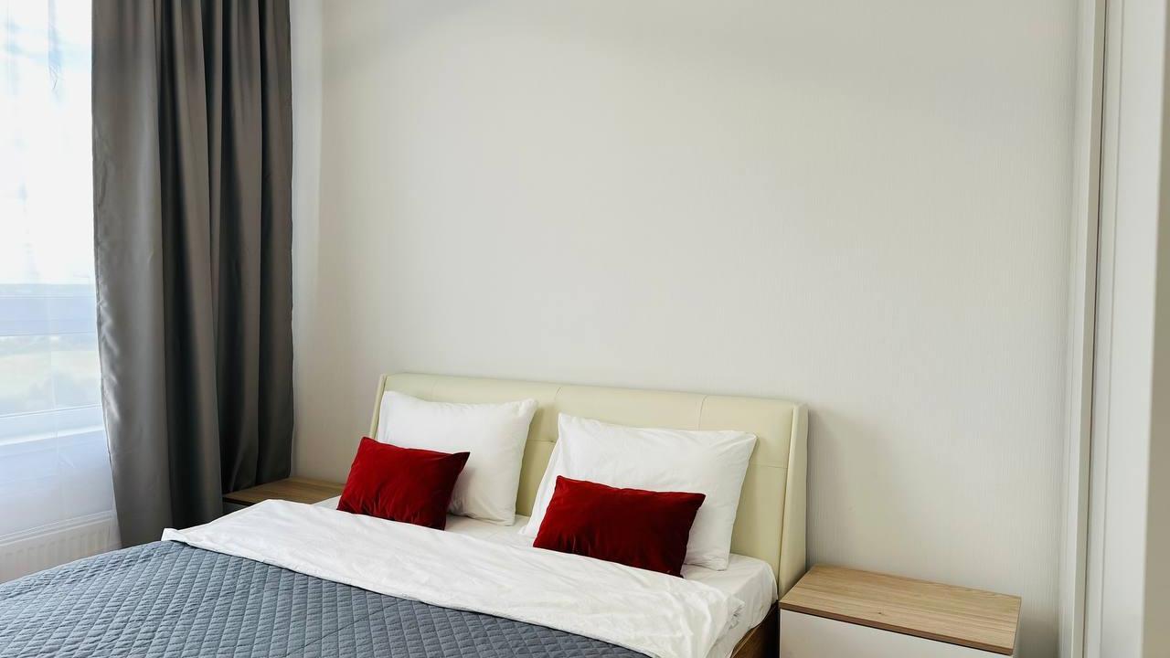 Real photos of IN A PLACE on 20 Mezentseva Street