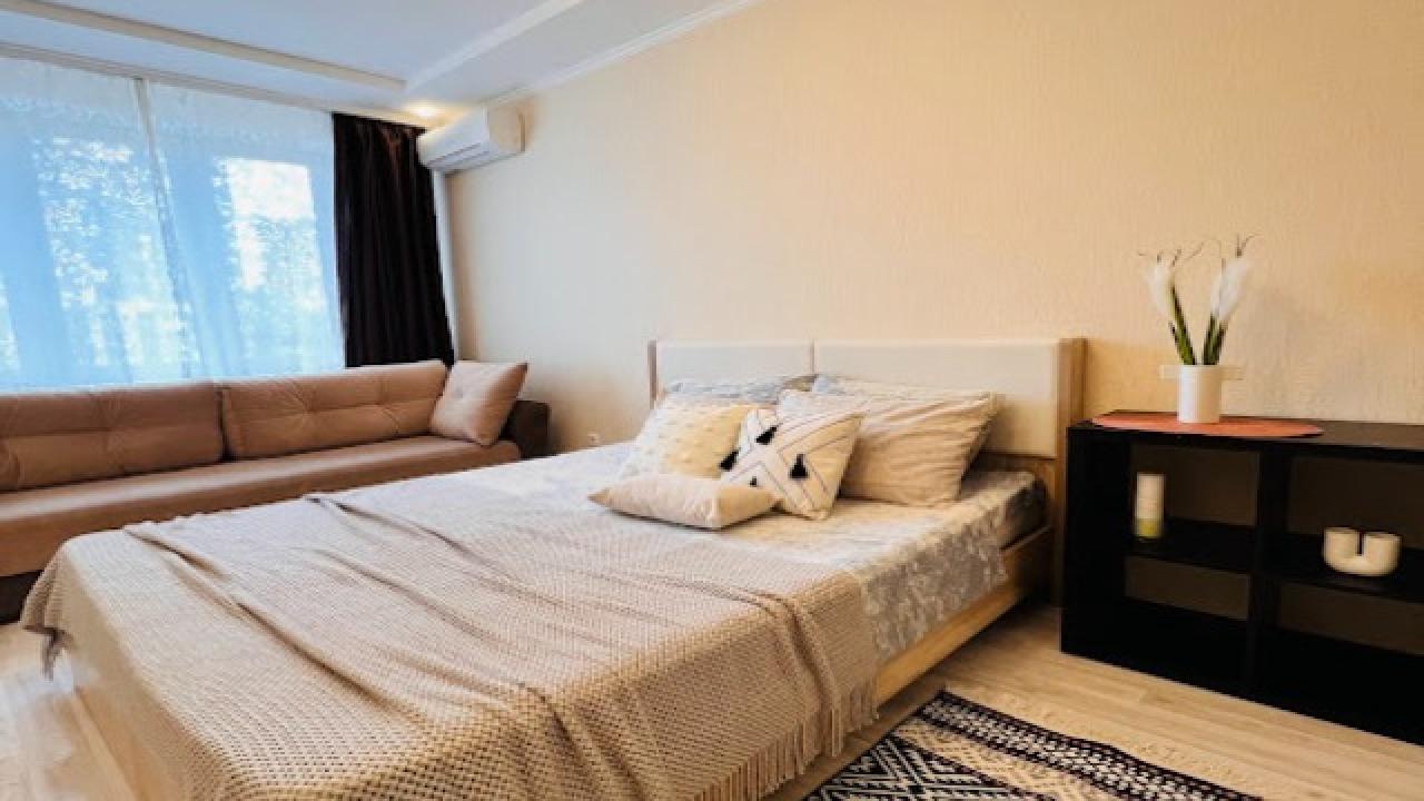 Реальные фото Resident Ufa (Резидент Уфа) на улице Айская 20