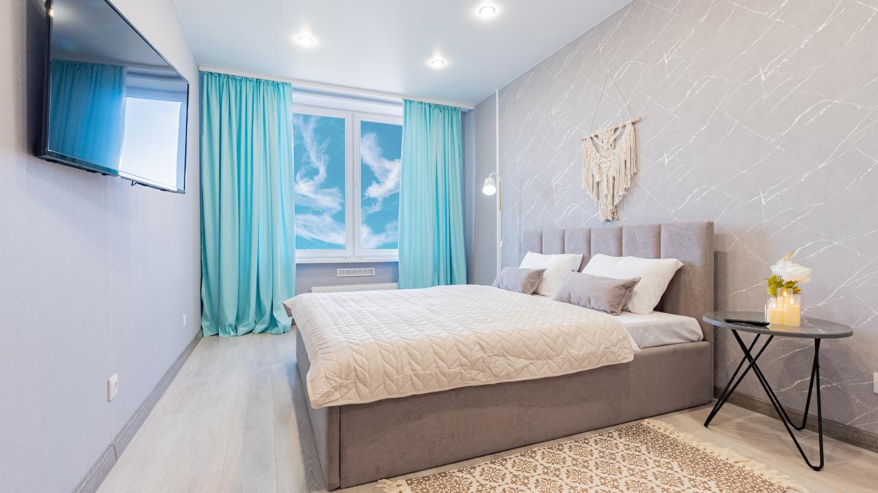 Real photos of Petrovsky Apartments on 61/3 Pushkin Street
