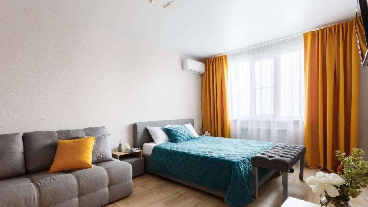 Real photos of Apartment on Kashtanova street 7