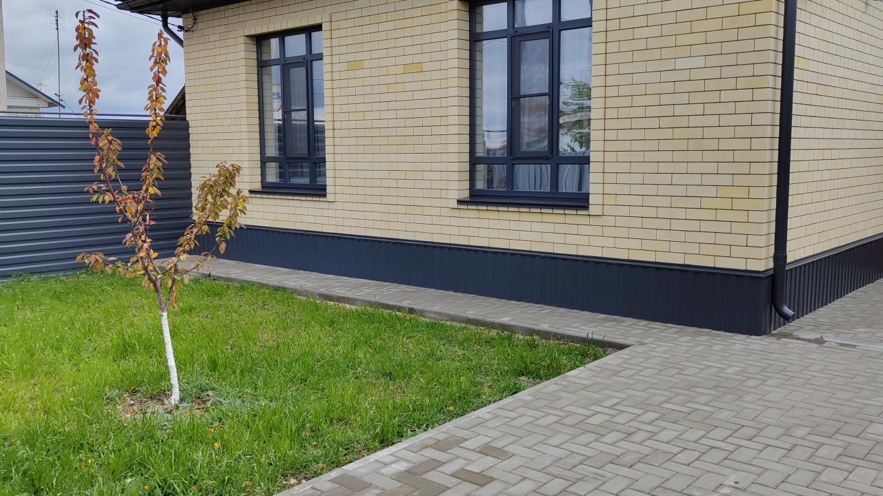 Real photos of Uyutnyy dom v tikhom meste