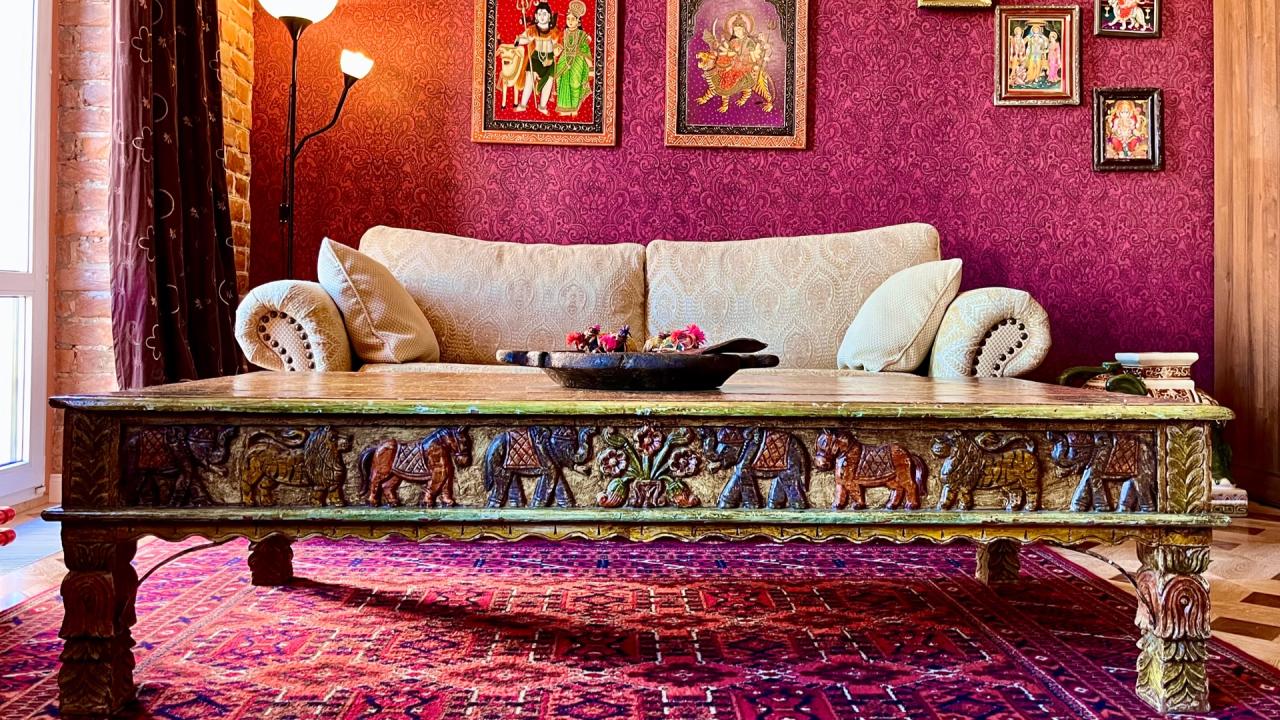 Real photos of Buddha Boutique apartments on Nevsky Prospekt 90-92