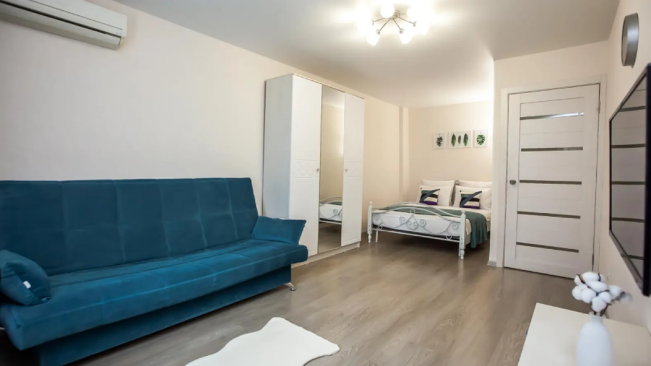 Real photos of ZebraHome on Moskovsky Prospekt 44