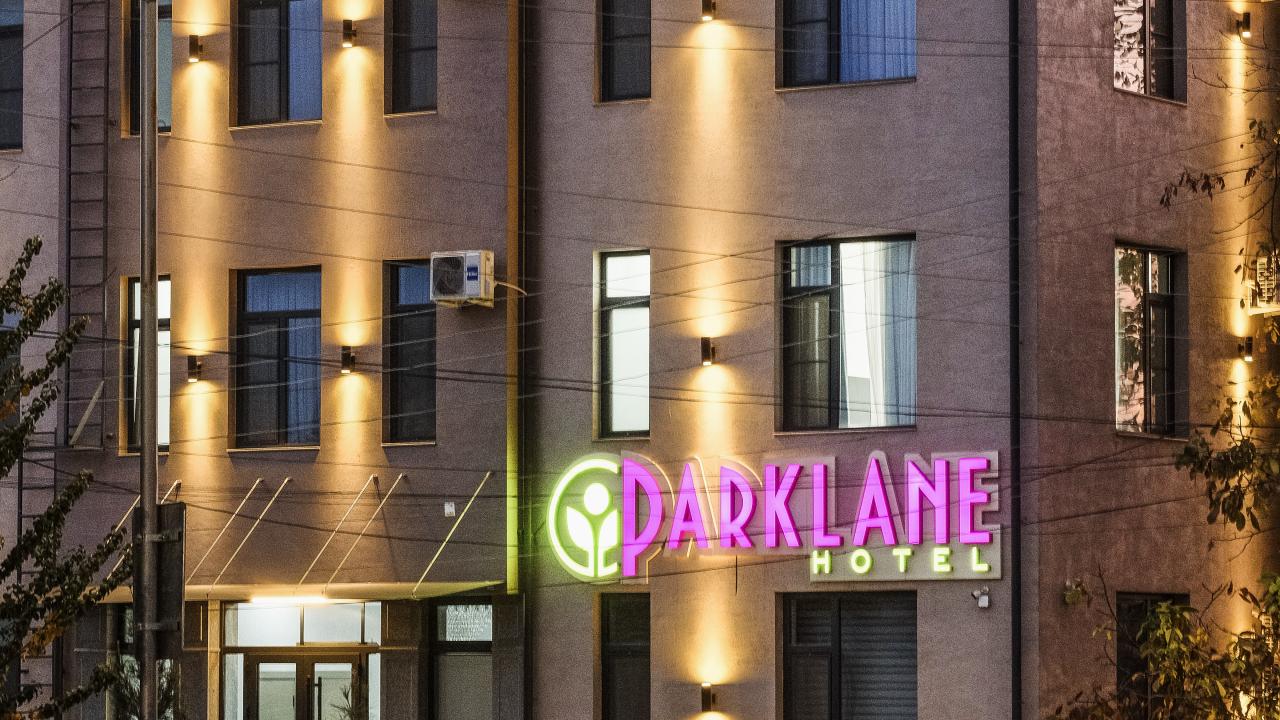 Real photos of Parklane